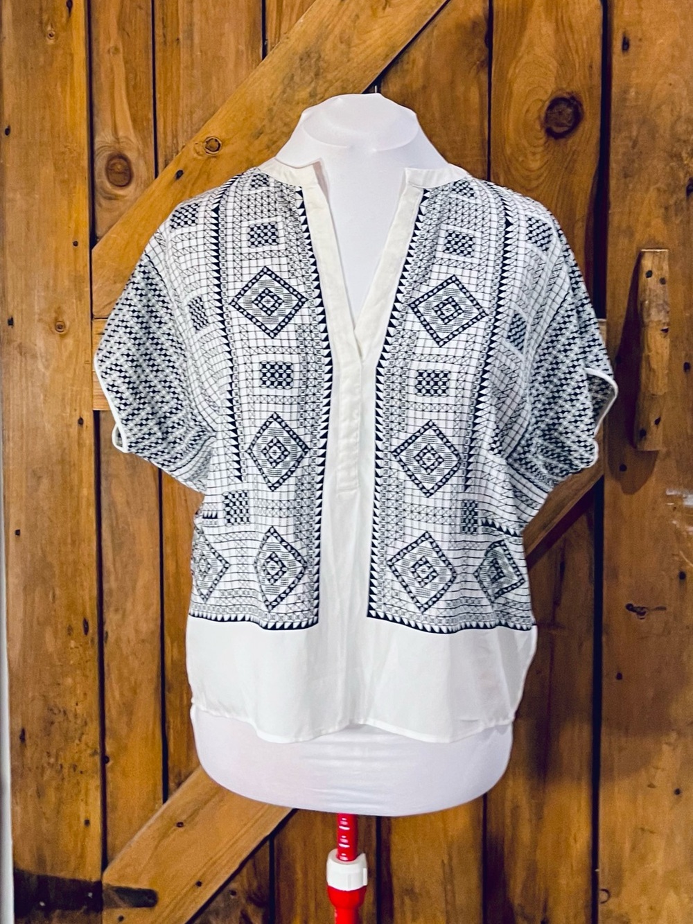 BCBG MAX AZRIA TALC BLACK COMBO AYANNA PRINT TOP